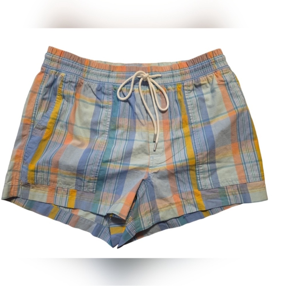 GAP SHORTS CUTE PLAID Size Large Excellent Condition